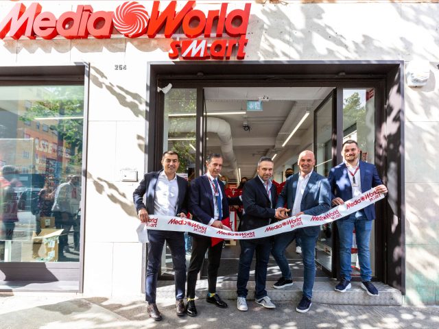 Apre MediaWorld Smart di Roma