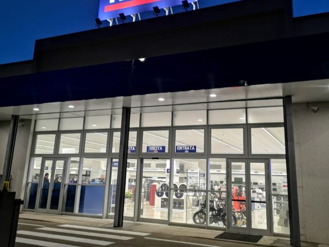 Jumbo Trony apre a Oristano